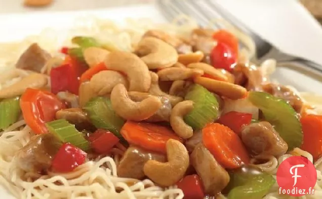 Chow Mein de Porc aux Noix de Cajou