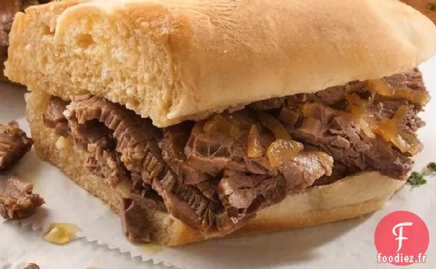 Sandwichs à la Mijoteuse Easy French Dip
