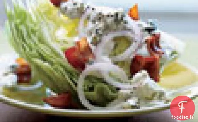Coin Iceberg avec Bacon Chaud et Vinaigrette au Fromage Bleu