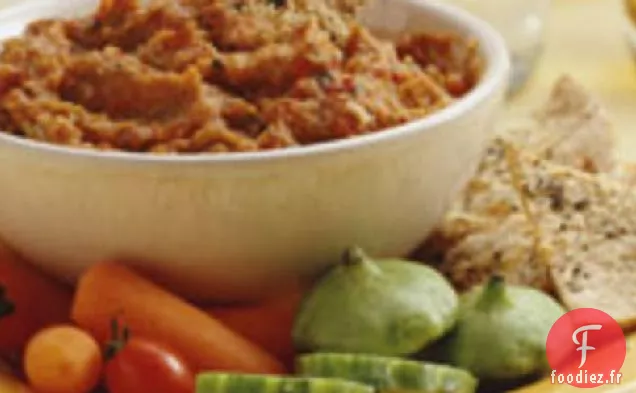 Trempette de Légumes Rôtis avec Chips de Pita Cuites au Four