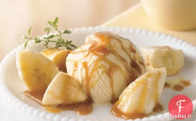 Bananes Foster avec de la Crème Glacée