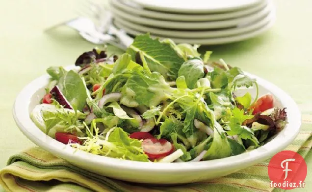 Salade Verte Mélangée à la Vinaigrette de Dijon