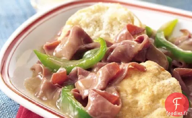 Boeuf et Poivrons avec Biscuits au Fromage