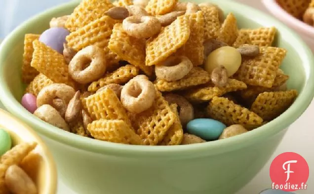 Mélange Chex® au miel et aux noisettes (1/2)