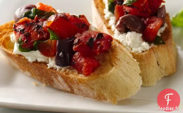 Bruschetta aux Tomates Rôties au Feu et aux Olives