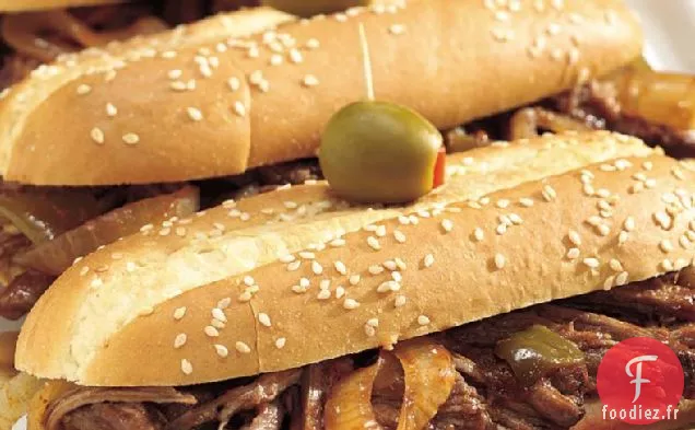 Hoagies à la Poitrine Fumée à la Mijoteuse