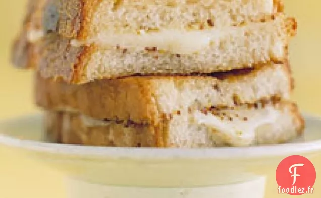 Fromage Grillé À La Moutarde Granuleuse