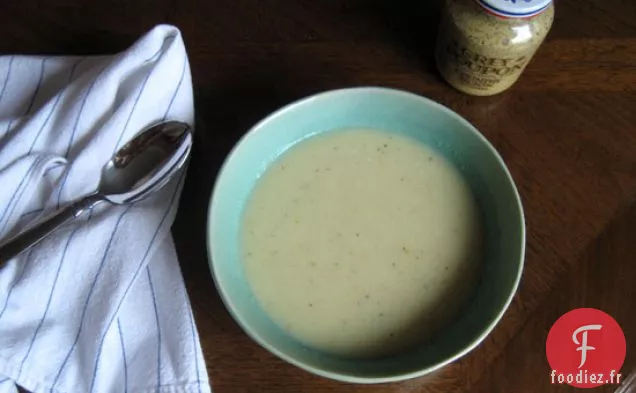 Soupe De Poireaux De Chou-Fleur À La Moutarde