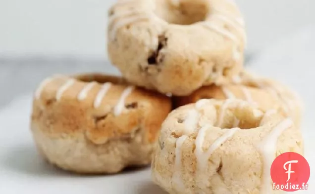 Beignets de Noix de Banane au Four avec Glaçage à la Vanille
