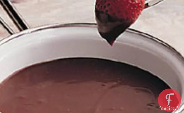 Fondue Au Chocolat et À la Crème Sure