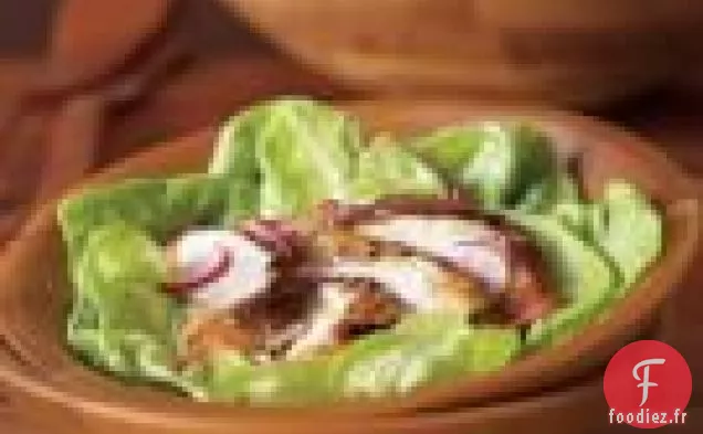 Poulet Rôti À La Moutarde Et Aux Herbes Avec Salade Verte