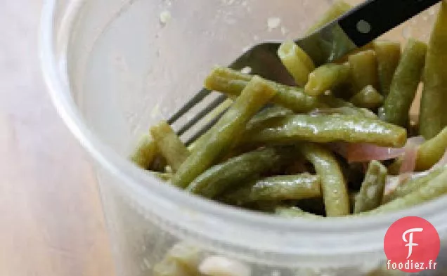 Haricots Verts Avec Vinaigrette À La Moutarde Et Échalotes Séchées