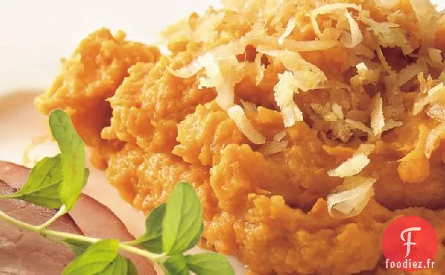 Patates Douces avec Garniture au Gingembre et à la Noix de Coco