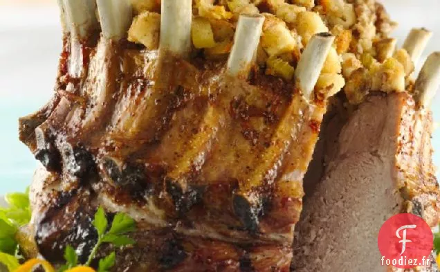 Rôti de Couronne de Porc avec Farce aux Fruits Suprême