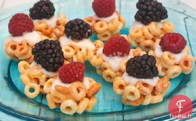 Tartes Cheerios® au Yogourt et aux Baies