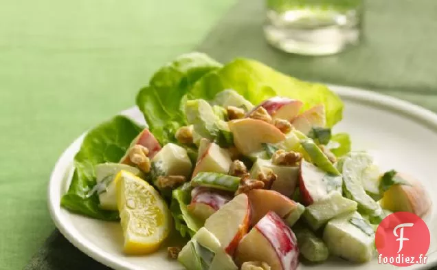 Salade de Pommes et Céleri avec Vinaigrette Crémeuse au Citron