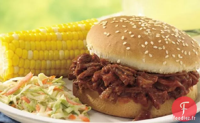 Sandwichs Barbecue au Bœuf et au Porc à la Mijoteuse