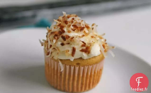 Cupcakes au Rhum avec Glaçage à la noix de coco