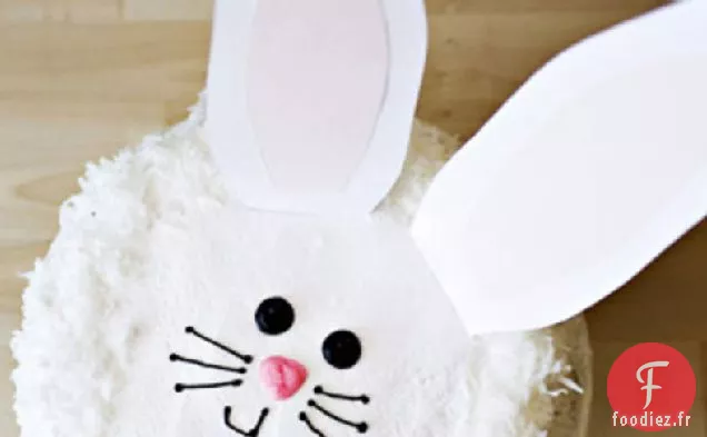 Gâteau de Lapin avec Glaçage Moelleux à la Noix de coco
