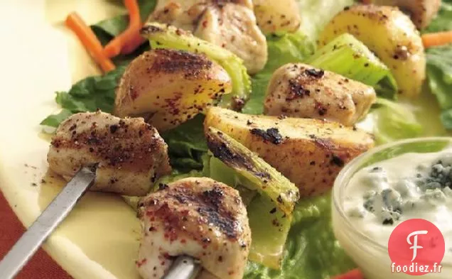 Salade de Brochettes de Poulet de Buffle Grillé