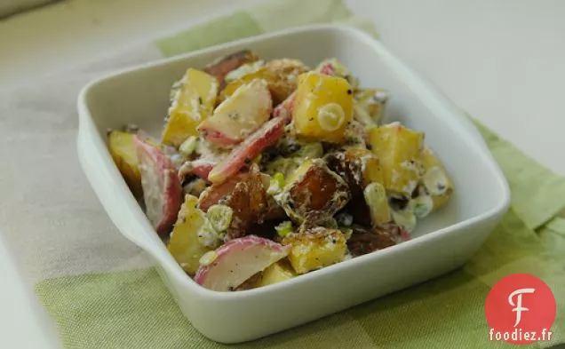 Salade De Radis Rôtis Et Pommes De Terre À La Moutarde Noire Et Graines De Cumin