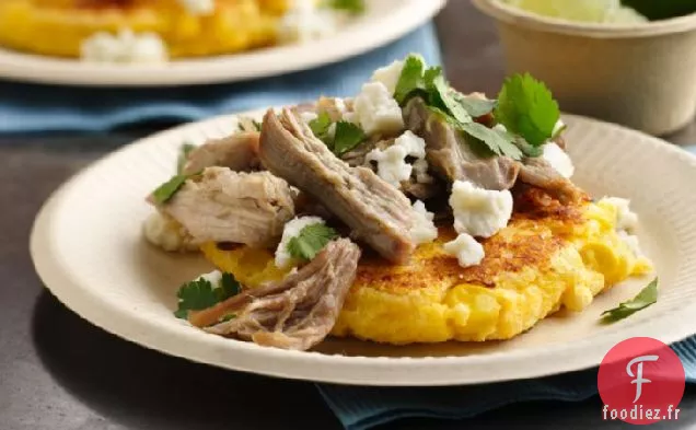 Arepas au Maïs et Porc Effiloché