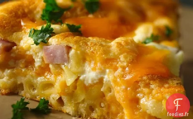Tarte au Jambon au Macaroni et au Fromage