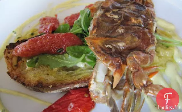 Morue Noire Sauvage D'Alaska De Noah Rosen Avec Houmous Frais Au Garbanzo