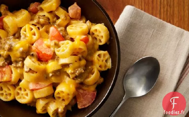 Mélange de Pâtes au Cheeseburger