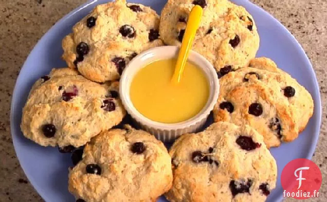 Scones aux Myrtilles avec Glaçage au Citron