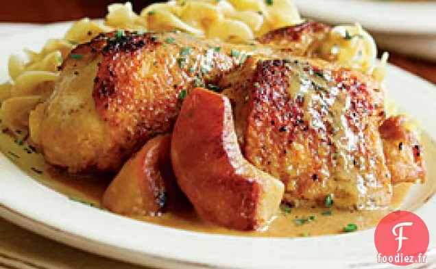 Cuisses De Poulet Braisées Au Cidre, Pommes Et Moutarde