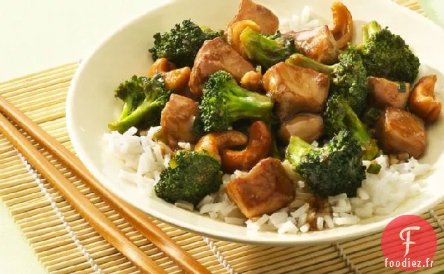Poulet aux Noix de Cajou et Brocoli