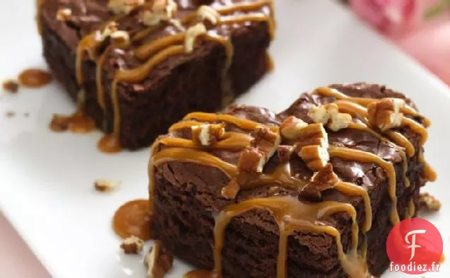 Coeurs de Brownie Arrosés de Caramel