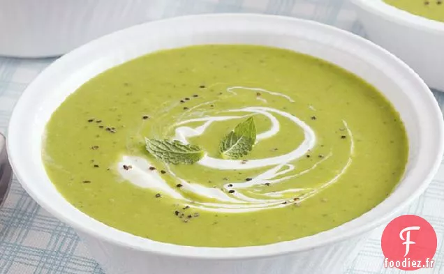 Soupe de Pois Sucrés à la Menthe Réfrigérée
