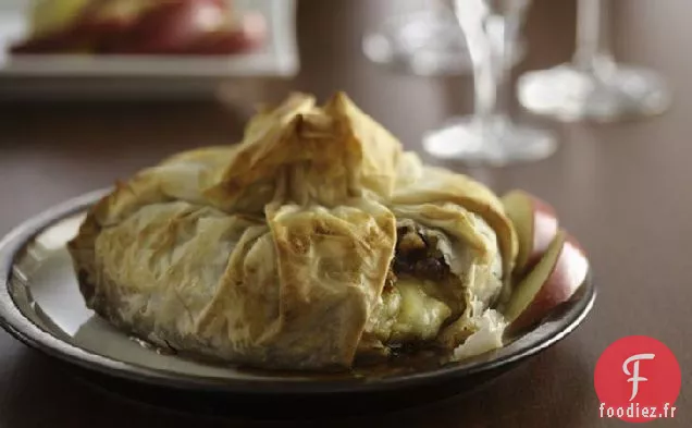 Brie Enrobé de Phyllo avec Confitures de Figues et Noix Grillées