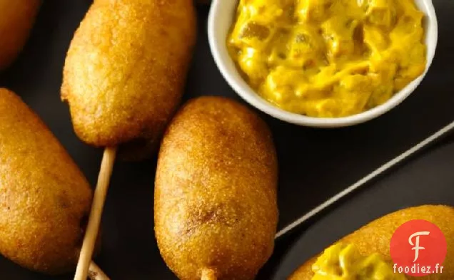Mini Chiens de Maïs à la Moutarde Verte du Chili