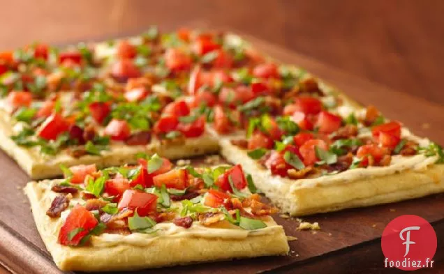 Pizza au Croissant de Bacon et Tomates