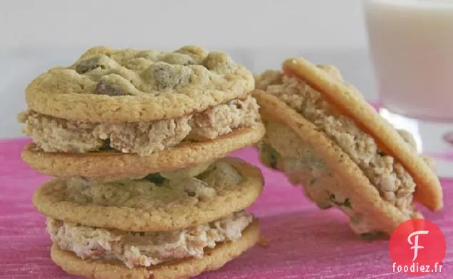 Sandwichs aux Biscuits aux Pépites de Chocolat à la Crème de Biscuits à l'Avoine