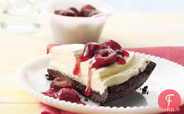 Tarte à la Crème Glacée Aux Cerises et au Chocolat