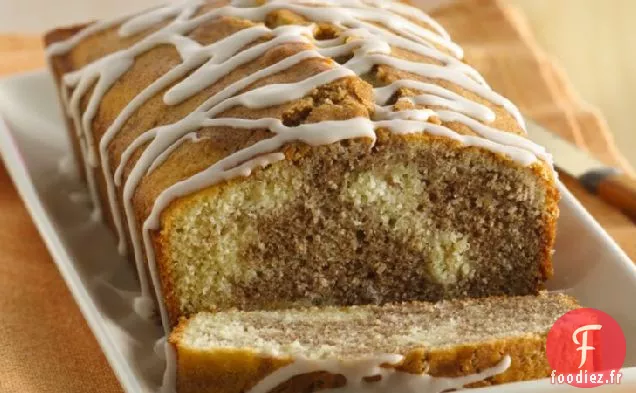 Gâteau en Rouleau à la Cannelle Sans Gluten avec Filet de Vanille