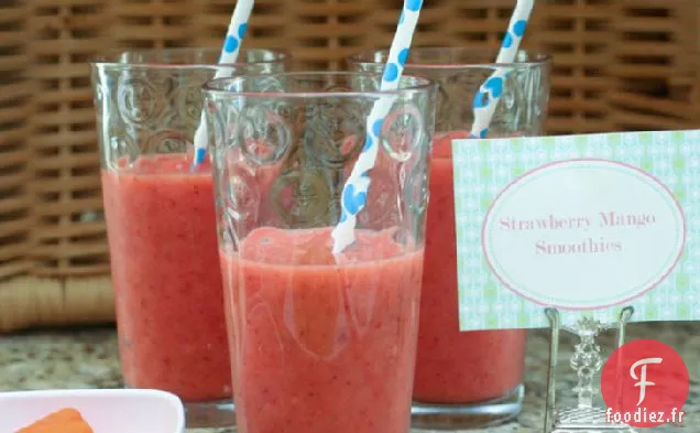 Smoothies aux Fraises Et à la Mangue