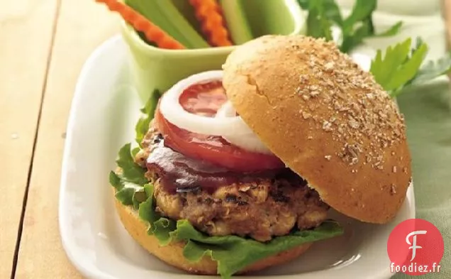 Hamburgers de Bœuf et de Haricots Grillés au Barbecue