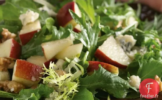 Salade de Gorgonzola aux Pommes et Vinaigrette au Vin Rouge