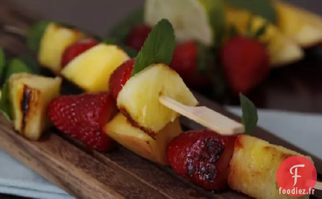 Brochettes de Fruits Grillées