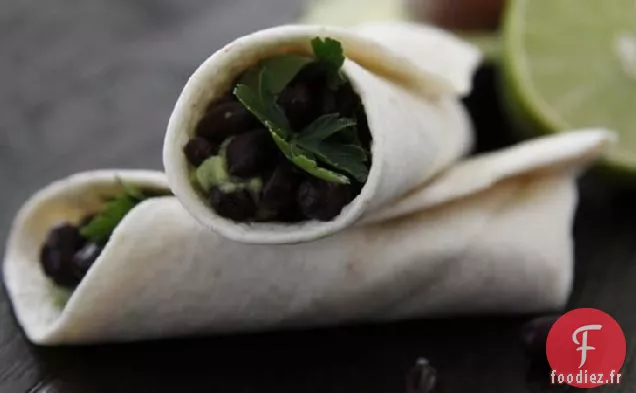 Wraps Skinny aux Haricots Noirs et à l'Avocat