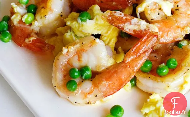 Crevettes Sautées, Œufs Et Petits Pois