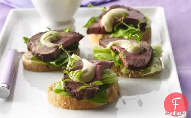 Filet de Bœuf en Croûte de Café et Crème de Dijon