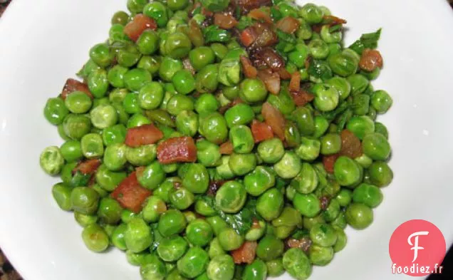 Petits Pois À La Pancetta Et Aux Échalotes