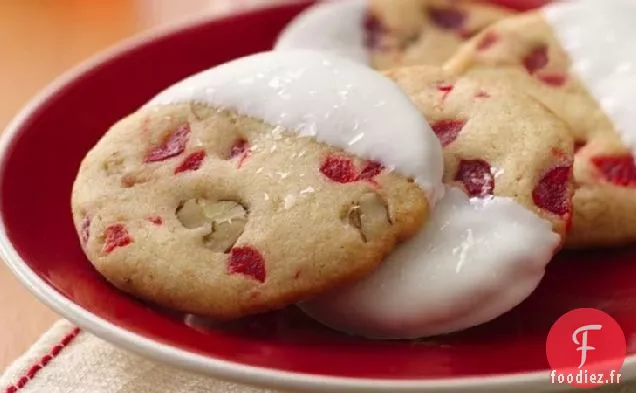 Fines Cerises Trempées au Chocolat Blanc