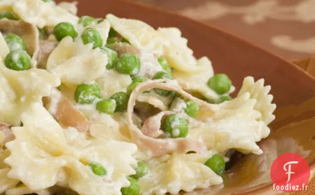 Farfalle Au Prosciutto et Petits Pois